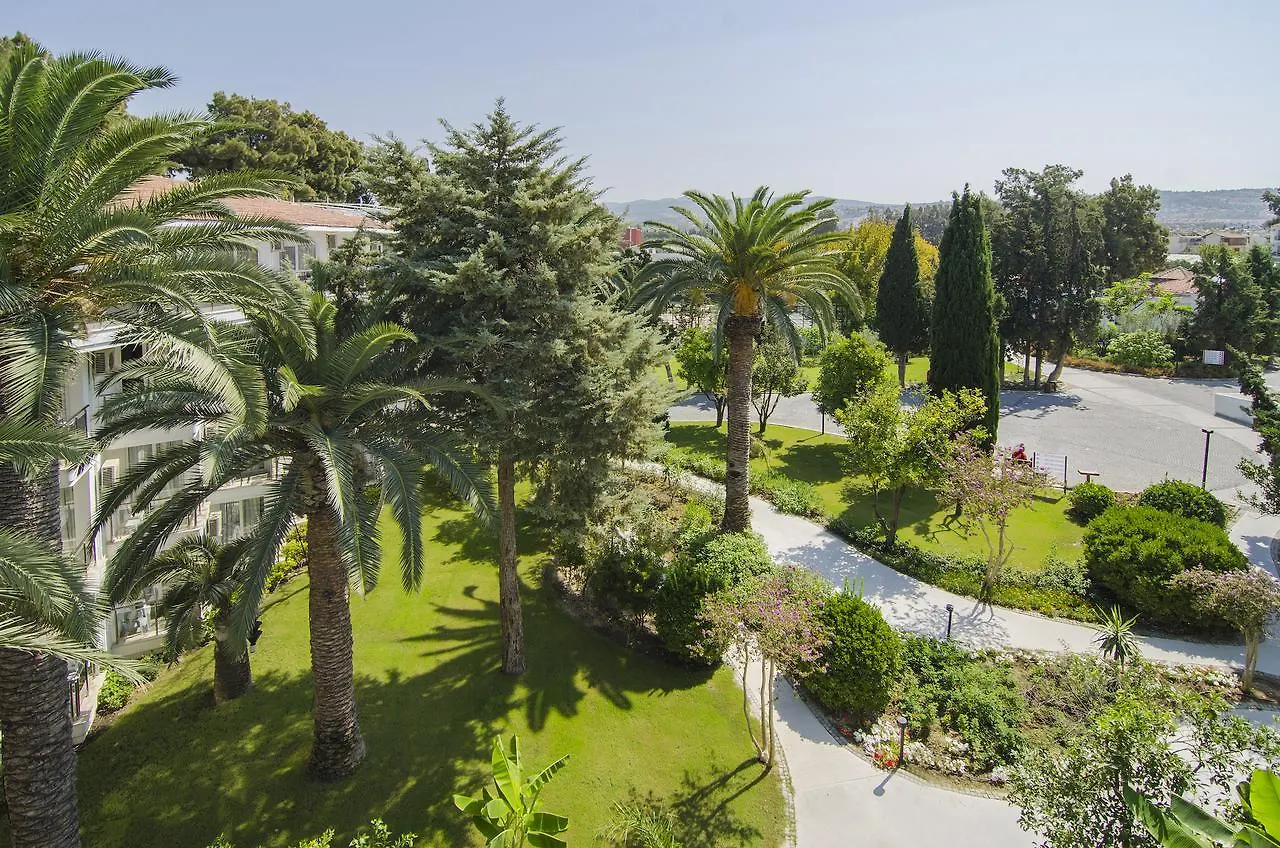 Atlantique Holiday Club Kusadasi 3*,